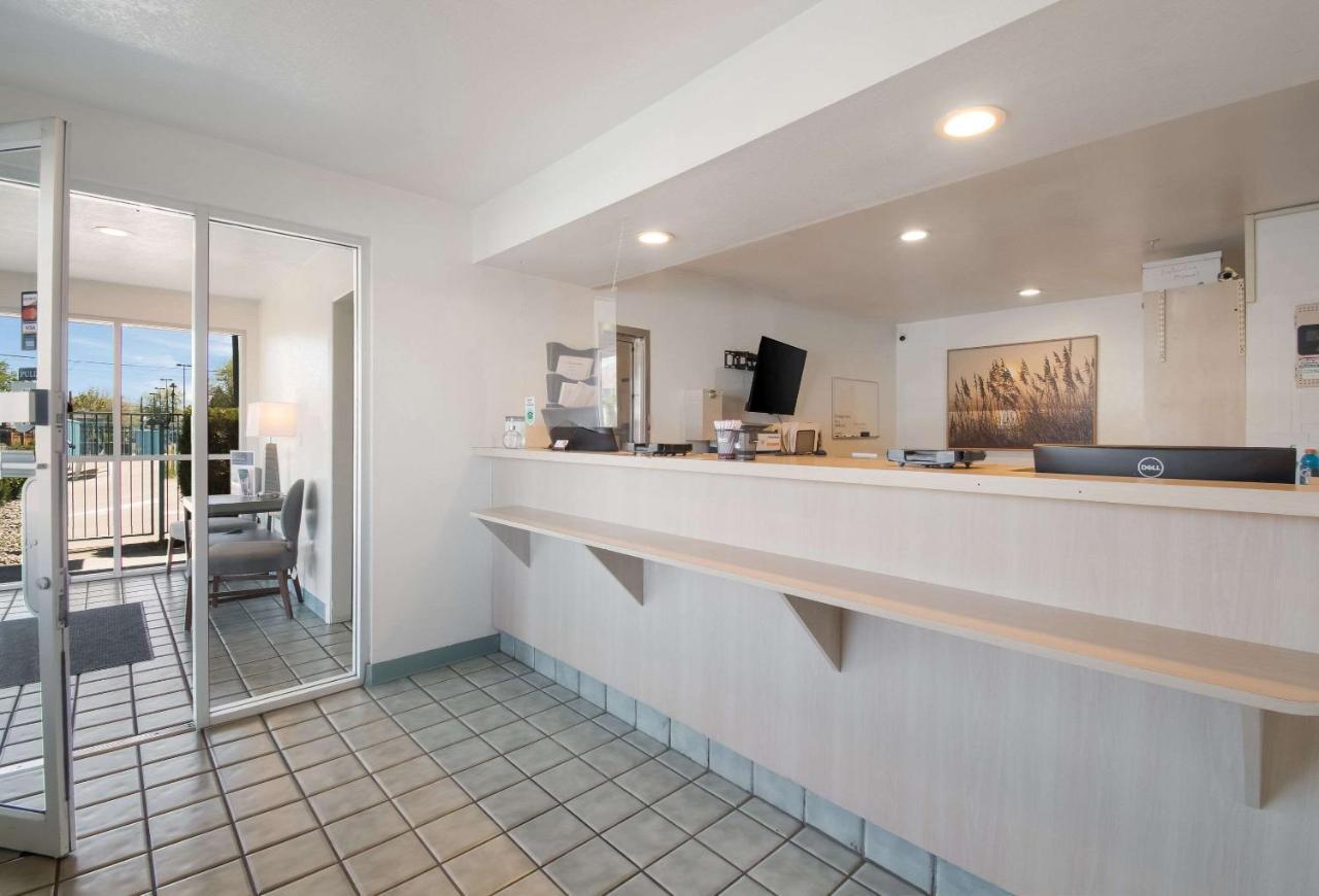 Econo Lodge Yakima Dış mekan fotoğraf