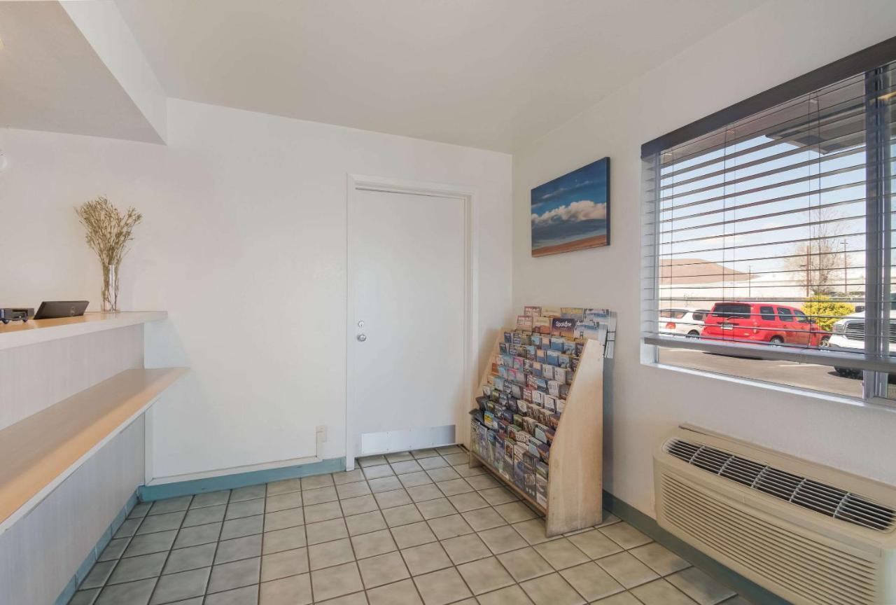 Econo Lodge Yakima Dış mekan fotoğraf