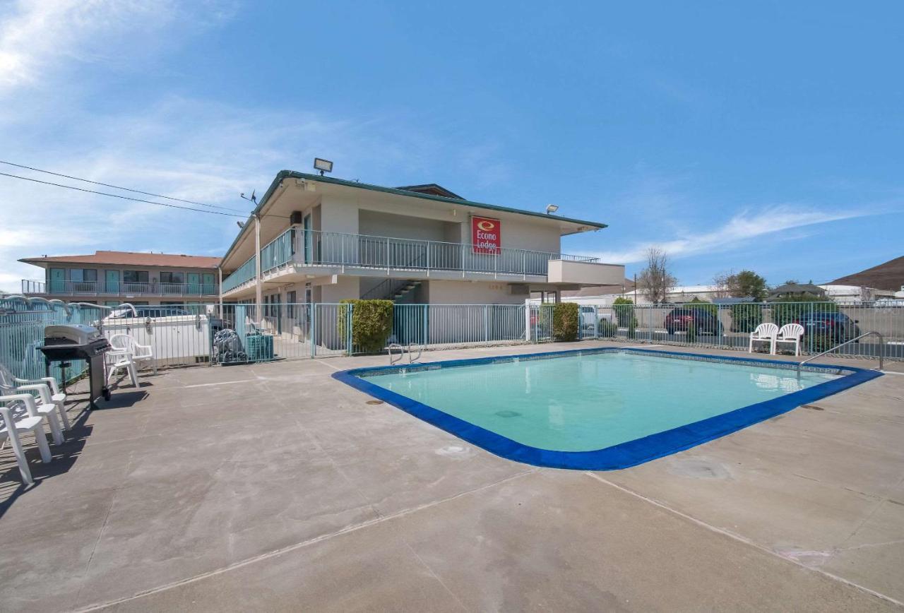 Econo Lodge Yakima Dış mekan fotoğraf