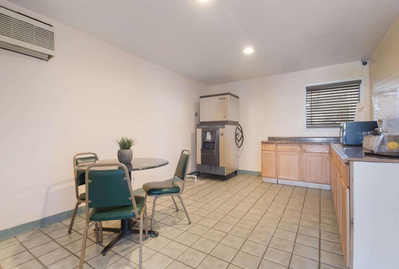 Econo Lodge Yakima Dış mekan fotoğraf